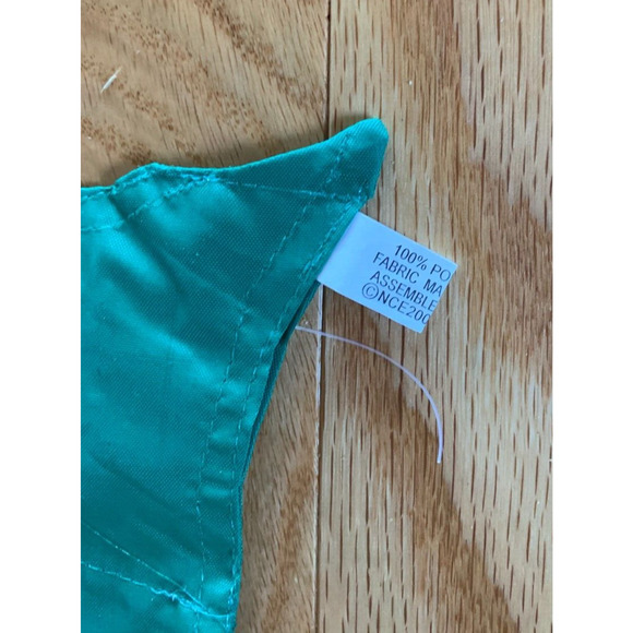 NCE Cardinals Blue Christmas Bulb 31"x45" Hanging Flag 2002 Vintage - Picture 5 of 6